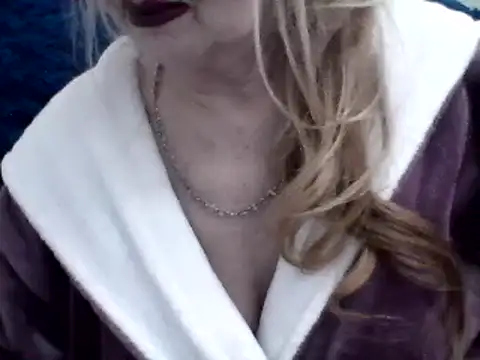 CarlyTreat online show from January 2025 04:09:01 PM