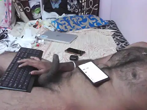 Snapshot of sanik_2428 chatting on February 2025 12:25:02 PM sanik 2428 online show from February 2025 12:25:02 PM