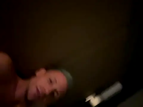 Snapshot of trash4cash chatting on September 2025 08:03:02 AM trash4cash online show from September 2025 08:03:02 AM