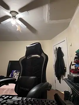 YandereDemon online show from September 2025 04:36:01 AM