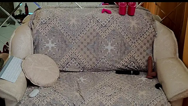 Snapshot of BEST-1 chatting on February 2026 02:29:01 AM BEST-1 online show from February 2026 02:29:01 AM