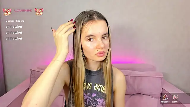 Snapshot of Erika_Carpenter chatting on December 2024 03:07:01 AM Erika Carpenter online show from December 2024 03:07:01 AM