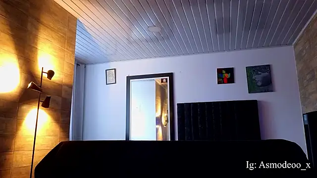 AsmodeoCox online show from March 2026 09:33:01 PM