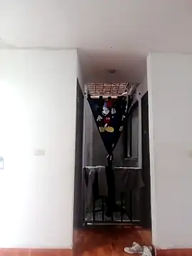 jume2205 online show from January 2025 01:24:01 PM