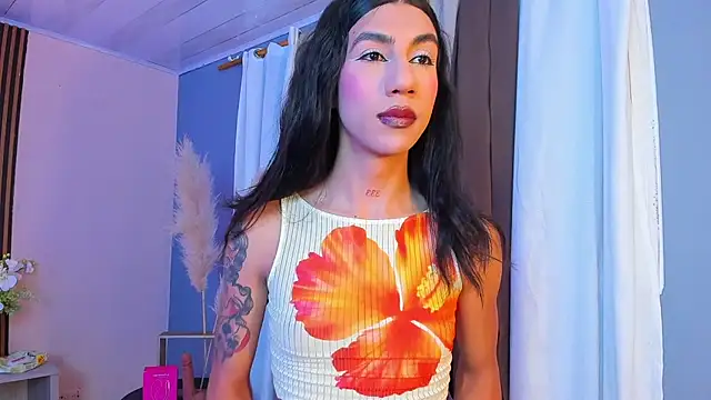 sofiaa grey  online show from October 2025 12:49:02 PM