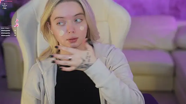 Cassy-Celestial  online show from February 2025 11:59:01 PM