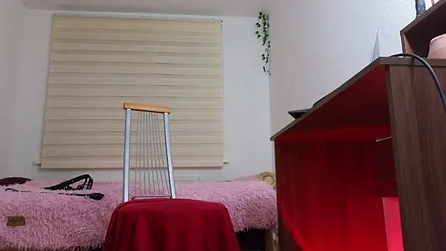 Snapshot of Martha_Hoffman chatting on February 2025 10:06:02 PM Martha Hoffman online show from February 2025 10:06:02 PM