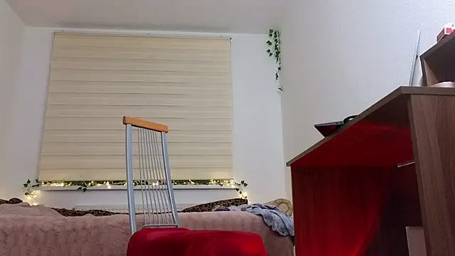 Snapshot of Martha_Hoffman chatting on March 2025 09:26:01 PM Martha Hoffman online show from March 2025 09:26:01 PM