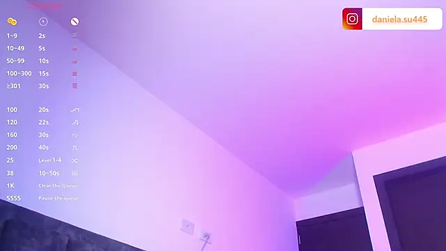 Snapshot of milan_delrey chatting on September 2025 11:08:01 PM milan delrey online show from September 2025 11:08:01 PM