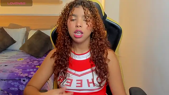 aurora rodriguez online show from February 2025 12:12:01 PM