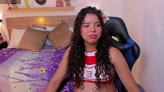 aurora rodriguez online show from October 2025 12:49:01 PM