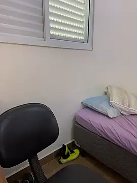 Morenatranss online show from January 2026 02:55:01 PM