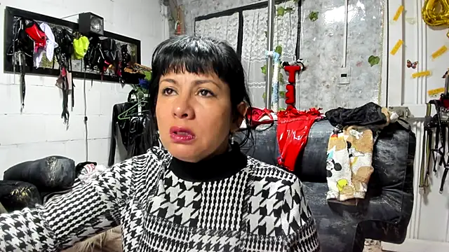 Erlinda-engel online show from September 2025 12:07:01 PM