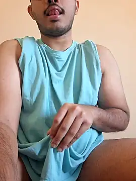 alesssterling online show from December 2024 05:52:02 AM