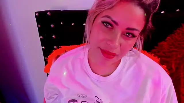 Natalia Montoya online show from February 2025 12:08:01 PM