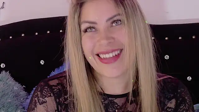 Natalia Montoya online show from September 2025 02:55:01 AM