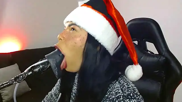 Snapshot of Anabel693 chatting on December 2024 07:39:02 AM Anabel693 online show from December 2024 07:39:02 AM