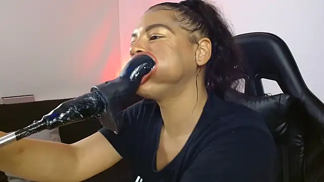 Snapshot of Anabel693 chatting on March 2025 04:46:01 PM Anabel693 online show from March 2025 04:46:01 PM