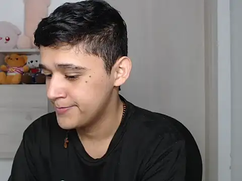 kaiine190 online show from December 2025 06:10:01 AM