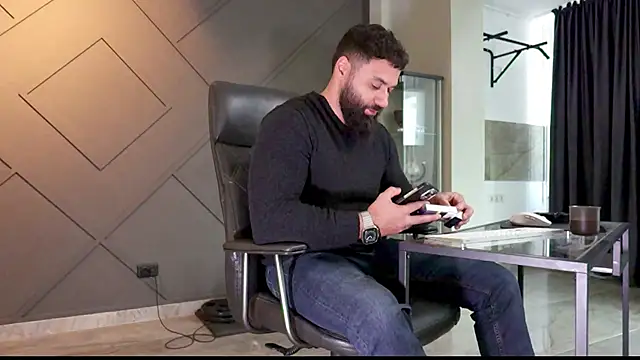 mattmasterss online show from February 2025 10:53:01 AM