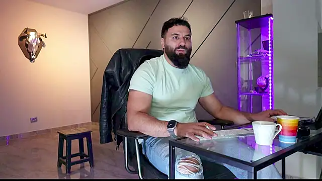 mattmasterss online show from March 2025 08:52:01 AM