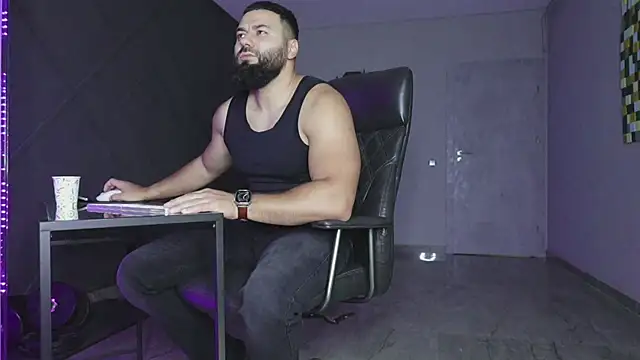 mattmasterss online show from November 2025 09:39:01 AM