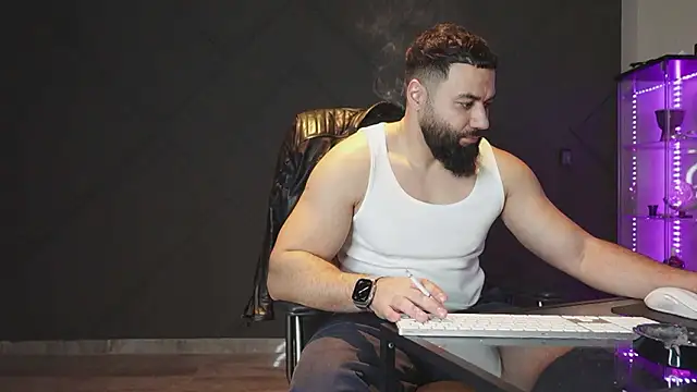 mattmasterss online show from February 2026 08:20:01 PM