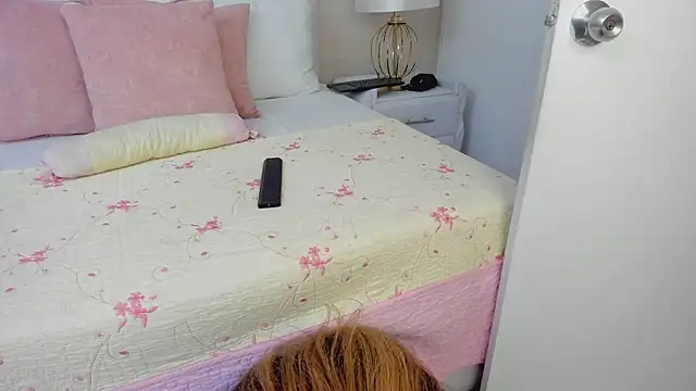 Snapshot of Valeriasaenzz_ chatting on February 2025 04:59:02 AM Valeriasaenzz online show from February 2025 04:59:02 AM