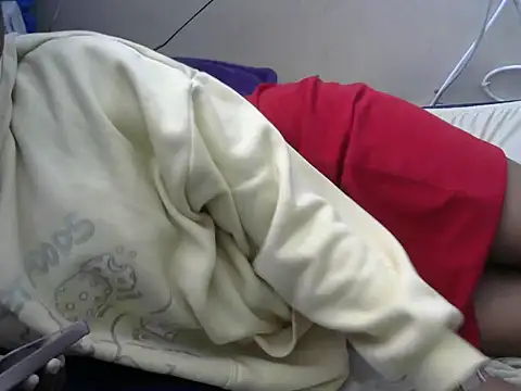 Ma-yolo001 online show from October 2025 08:47:02 AM