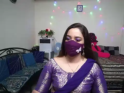 Arushisingh8888 online show from January 2025 07:50:01 AM