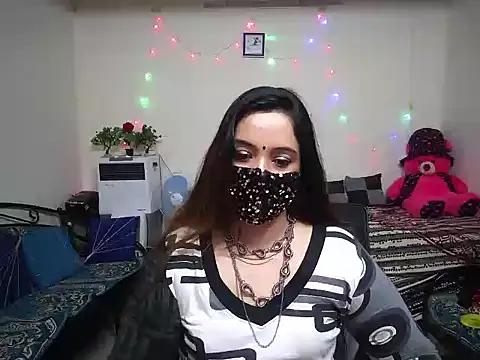 Arushisingh8888 online show from February 2025 09:42:01 AM