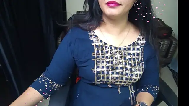 Arushisingh8888 online show from April 2026 01:34:01 PM