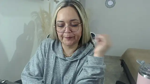 samy vsn online show from April 2026 09:39:33 PM