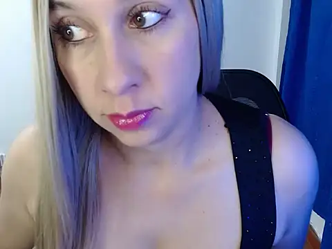 Dana idagiraldo37 online show from January 2026 01:24:02 PM