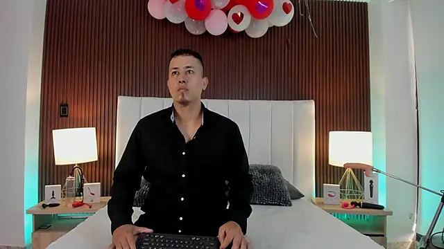 Liana Asaff online show from February 2025 07:21:01 PM