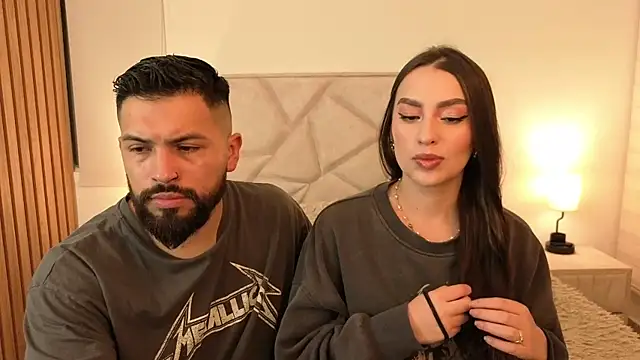 teseo and afroditha  online show from December 2025 02:30:01 AM