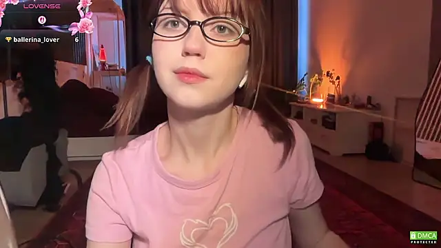 Snapshot of electric_babe chatting on February 2026 10:55:01 AM electric babe online show from February 2026 10:55:01 AM