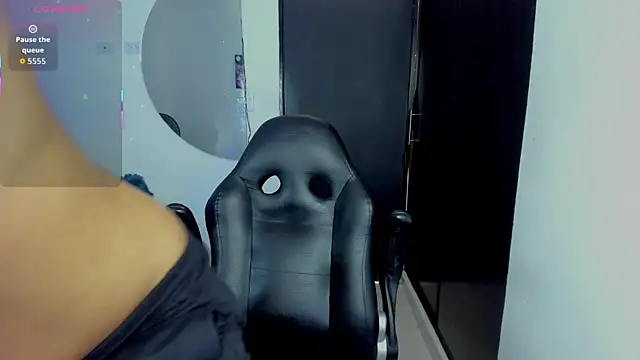 valentino santoss online show from September 2025 06:35:01 PM