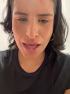 Snapshot of _elektrah chatting on July 2026 04:23:02 PM elektrah online show from July 2026 04:23:02 PM