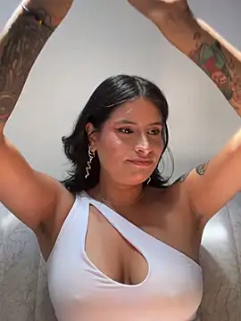 Snapshot of _elektrah chatting on July 2026 05:00:01 PM elektrah online show from July 2026 05:00:01 PM