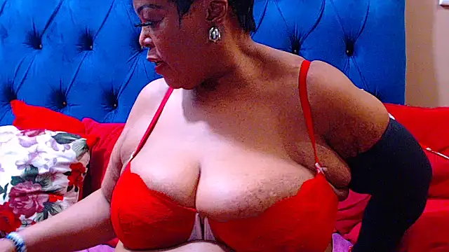 ebonycandy10 online show from November 2025 04:22:02 PM