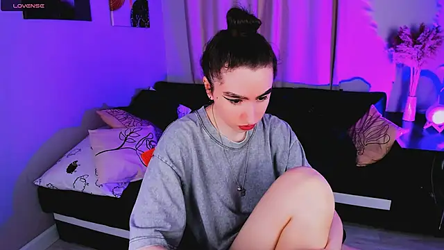 Lily xBabe online show from October 2025 07:50:01 AM