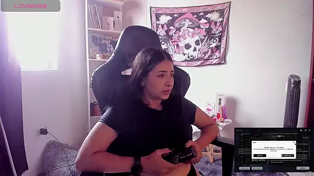 sweetcoralinee online show from October 2025 03:45:01 PM