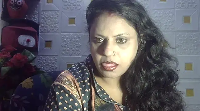 Sexy komolika online show from February 2025 05:43:01 PM