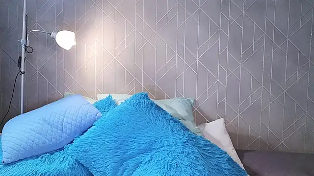 Allure goldennX online show from September 2025 02:02:01 AM