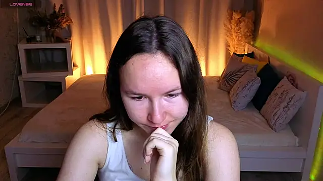 Little doll meow online show from October 2025 02:43:02 AM