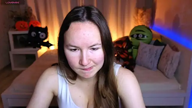 Little doll meow online show from October 2025 02:44:01 AM