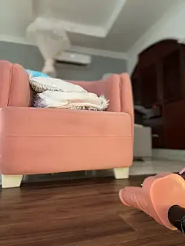 Snapshot of emiss_ chatting on March 2025 03:17:02 PM emiss online show from March 2025 03:17:02 PM