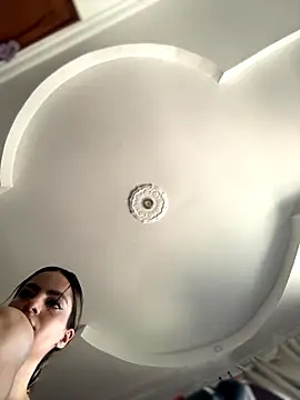 Snapshot of emiss_ chatting on October 2025 01:31:01 PM emiss online show from October 2025 01:31:01 PM