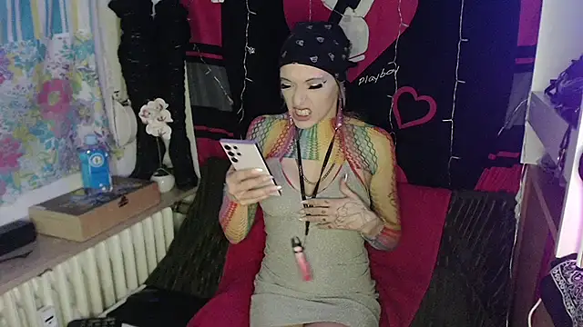 Harleyhot13061 online show from January 2025 09:29:01 PM